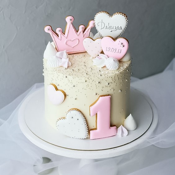 Bánh sinh nhật 1 tuổi cho bé gái tuổi chuột