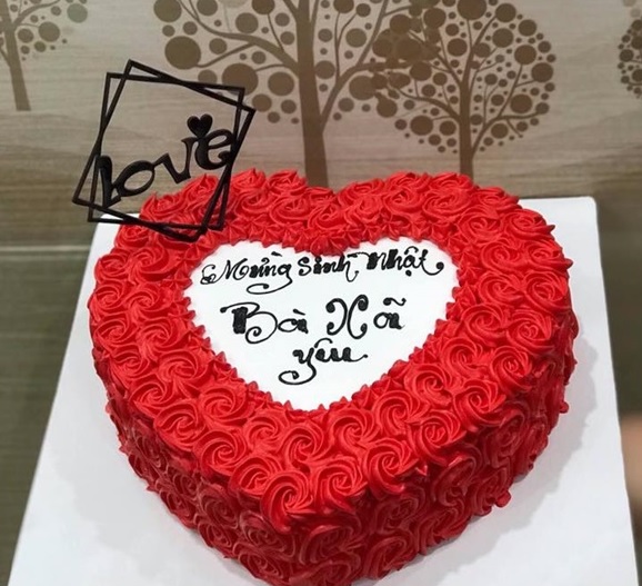6 mẫu bánh sinh nhật hình trái tim đẹp đốn tim nhiều người
